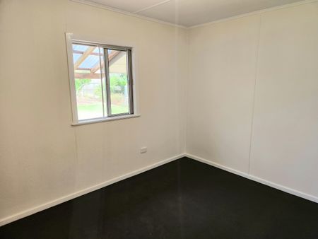 1 Corser Street, Centenary Heights QLD 4350 - House For Rent | Domain - Photo 5