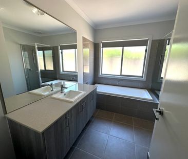 NEW IMMACULATE BUILD - Photo 5