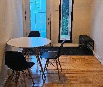 Chambre d'étudiantes - Photo 1