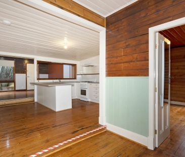 Spacious family home - Photo 4