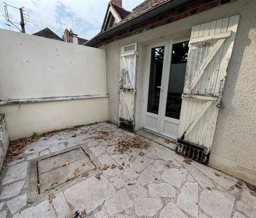 Location appartement 2 pièces - 29.6m² à Sens (89100) - Photo 2