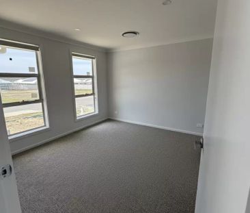 Brand New Family Home - Photo 5