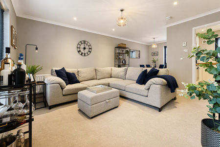3 bedroom semi-detached house to rent - Photo 4