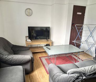 1 bedroom property to rent - Photo 2