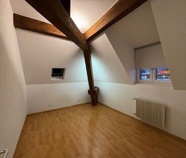 Large 6.5 room apartment in the center of Penthalaz - Photo 6