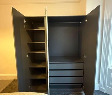 Serviced Room, Room 1, 7 Malone Avenue, Belfast, BT9 6EN - Photo 4