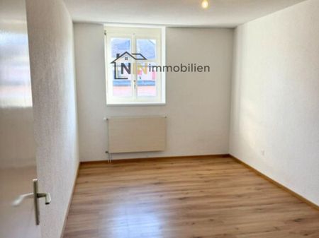 ZENTRAL UND MODERN - Photo 2