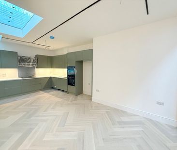 4 Bed Flat, Hammersmith, W6 - Photo 5