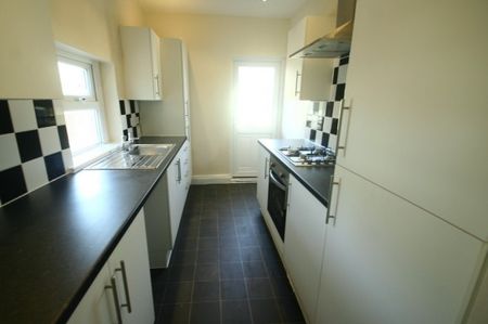 3 Bed - Simonside Terrace, Heaton, Ne6 - Photo 5