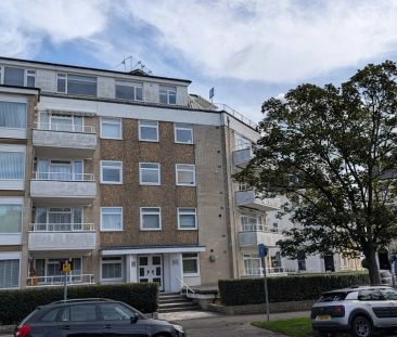 Grand Court, Earls Avenue, Folkestone, CT20 2EU, Kent - Photo 2