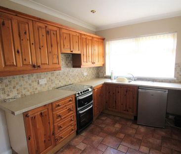 2 bedroom semi-detached bungalow to rent - Photo 1