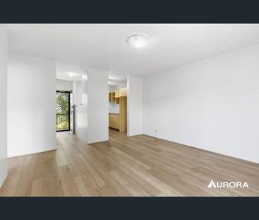2/54 Winchester Street, Hamilton, Qld 4007 - Photo 5