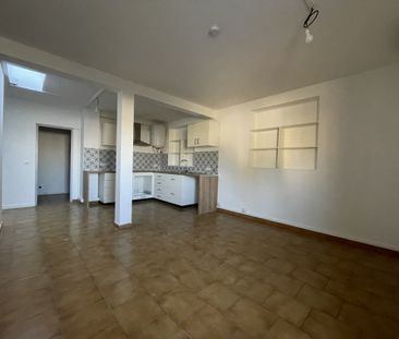 Location Appartement 2 pièces 47m² AUBAGNE 13400 - Photo 5