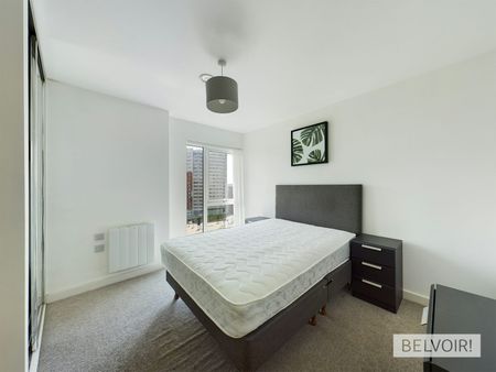 Flat to rent on - Photo 2