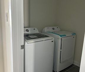 For Lease - 54 ROWLOCK Street, Welland, Ontario - Photo 3