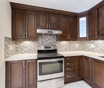 For Lease - 2825 Gananoque Drive Unit# 40, Mississauga, Ontario - Photo 1