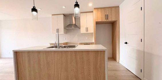 4 1/2 À Louer MAINTENANT - Photo 3