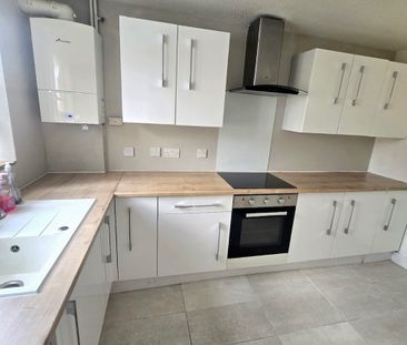 GunterRoad, PypeHayes, Erdington - Photo 4