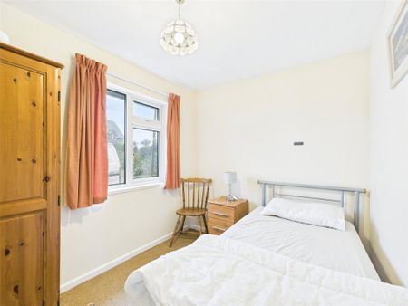 3 bedroom bungalow to rent - Photo 5