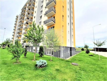 Penthouse cu 3 camere 2 bai terasa si parcare privata in Avangarden - Photo 2