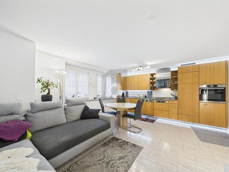 STYLISH IN GREEN ENVIRONMENT - Photo 2