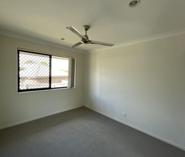 Spacious Family Home in Sought After Willow Rise Estate - Photo 6