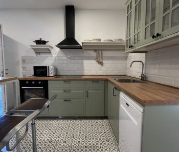 Room in a shared 8-bedroom apartment for rent in Aravaca, bills included. - Foto 3