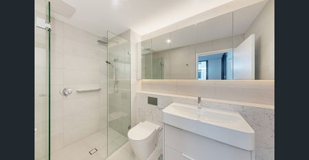 Entry from 6 Demeter St - Ultra Modern Two Plus Study Apt in Premium Location - Photo 5