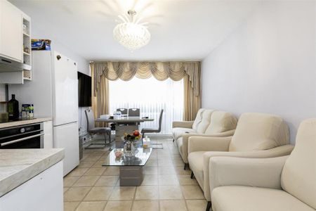 3 bedroom flat to rent - Photo 3