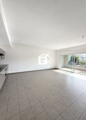 Location Appartement 3 pièces 78m² ONET LE CHATEAU 12850 - Photo 1