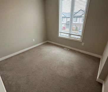 For Lease - 7768 Ascot Circle Unit# 25, Niagara Falls, Ontario - Photo 3