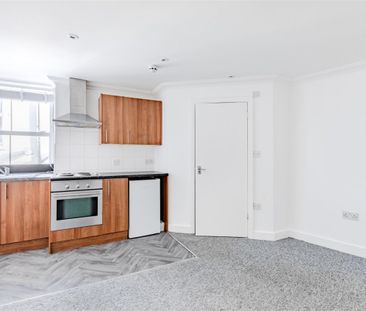 Seaside, Eastbourne - Photo 3