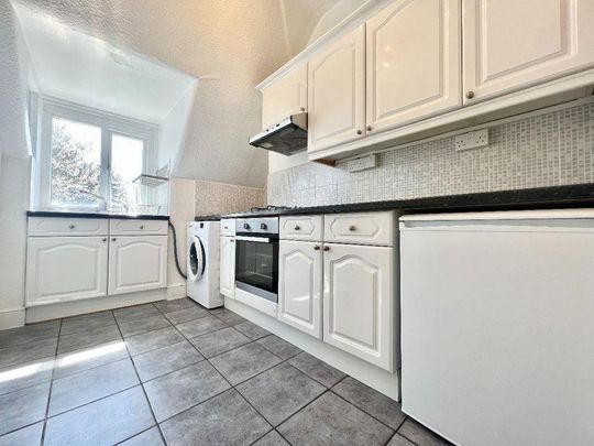 Studio to rent - Photo 1