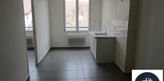 Location Appartement 2 pièces 37m² NOGENT LE ROI 28210 - Photo 2