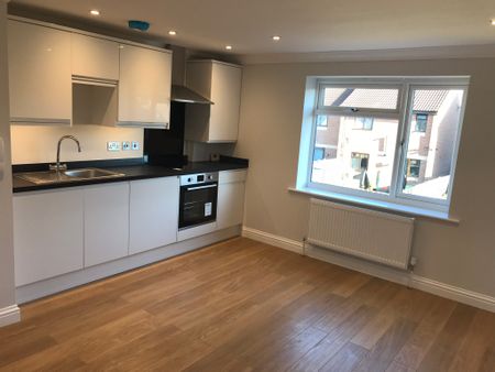 1 Bed Flat to Let Maidenhead – Parking Space, Garden and Secure Bike Shed - Photo 5