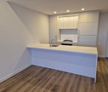 Ultra-Modern One-Bedroom Unit In The Heart of Penrith ! - Photo 5