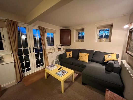 2 bedroom detached house to rent - Photo 1