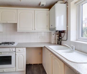 1 bedroom flat to rent - Photo 2