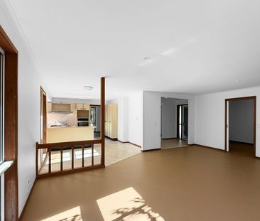 Spacious Home in the Heart of Federal Village - Photo 3