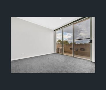 1 Manna Gum Ct, Coburg, Vic 3058 - Photo 4