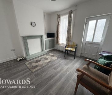 3 bedroom terraced house to rent - Photo 1