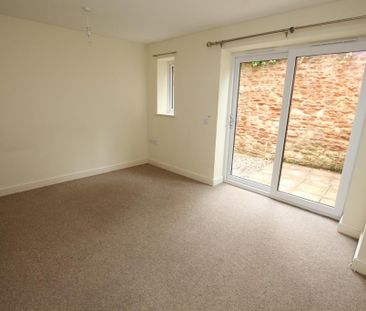 2 bedroom house to rent - Photo 1