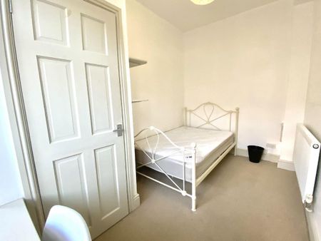 4 bedroom house share to rent - Photo 5