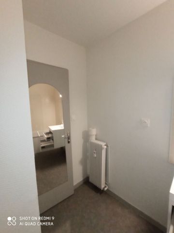 Location Appartement 1 pièce 31m² BESANCON 25000 - Photo 4