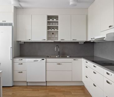 Helsingborg - 3rok - 24mån - 12.650kr/mån - Photo 3