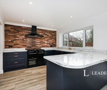 3 bedroom house to rent Hadlow Avenue, Eastbourne, BN23 - Photo 5