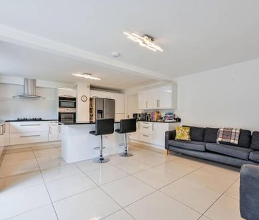 5 bedroom house to rent - Photo 2