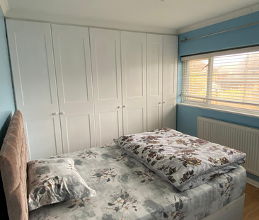 1 bedroom in a house share to rent - Photo 5