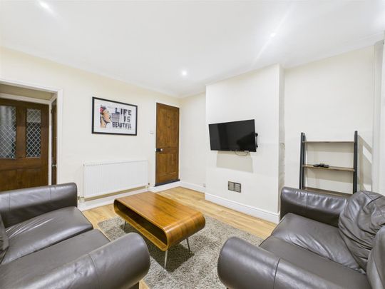 Paget Street, Loughborough - INC BILLS OPTION - Photo 1