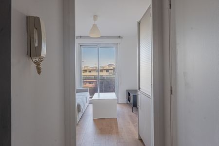 Location Appartement 1 pièce 15m² NICE 06200 - Photo 4